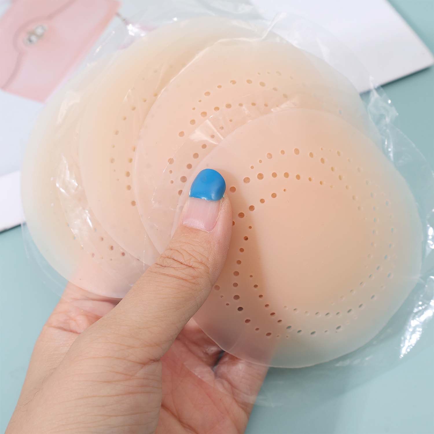 2-10PCS Invisible Self Adhesiv - огляд і ціна Silicone Bra Adhesive